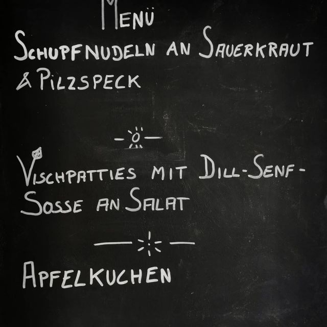 Rückblick Herzmeditation in @tamanga_dahlke_lebensgarten mit @ruedigerdahlke, @simonevetters & Hermann Fazl Stein als Seminarleiter,. Danke auch an die tolle Hilfe in der Küche: Theresa, Sabrina & @kundalinijogazmajo - Tag 5 von 7 Tagen 😊💕
Thx @borislauser - die Schupfnudeln sind von Dir 😊 #rohkost #rawfood #rohkostvegan #vegan #dairyfree #austria #Österreich #steiermark #plantconcept  #geilwars #rawdessert #rawcake #dahlke